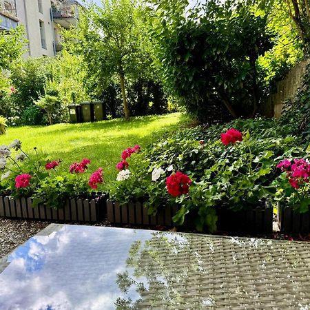 Attraktive Wohnung Im Gruenen Hinterhof Schwerin  Ngoại thất bức ảnh