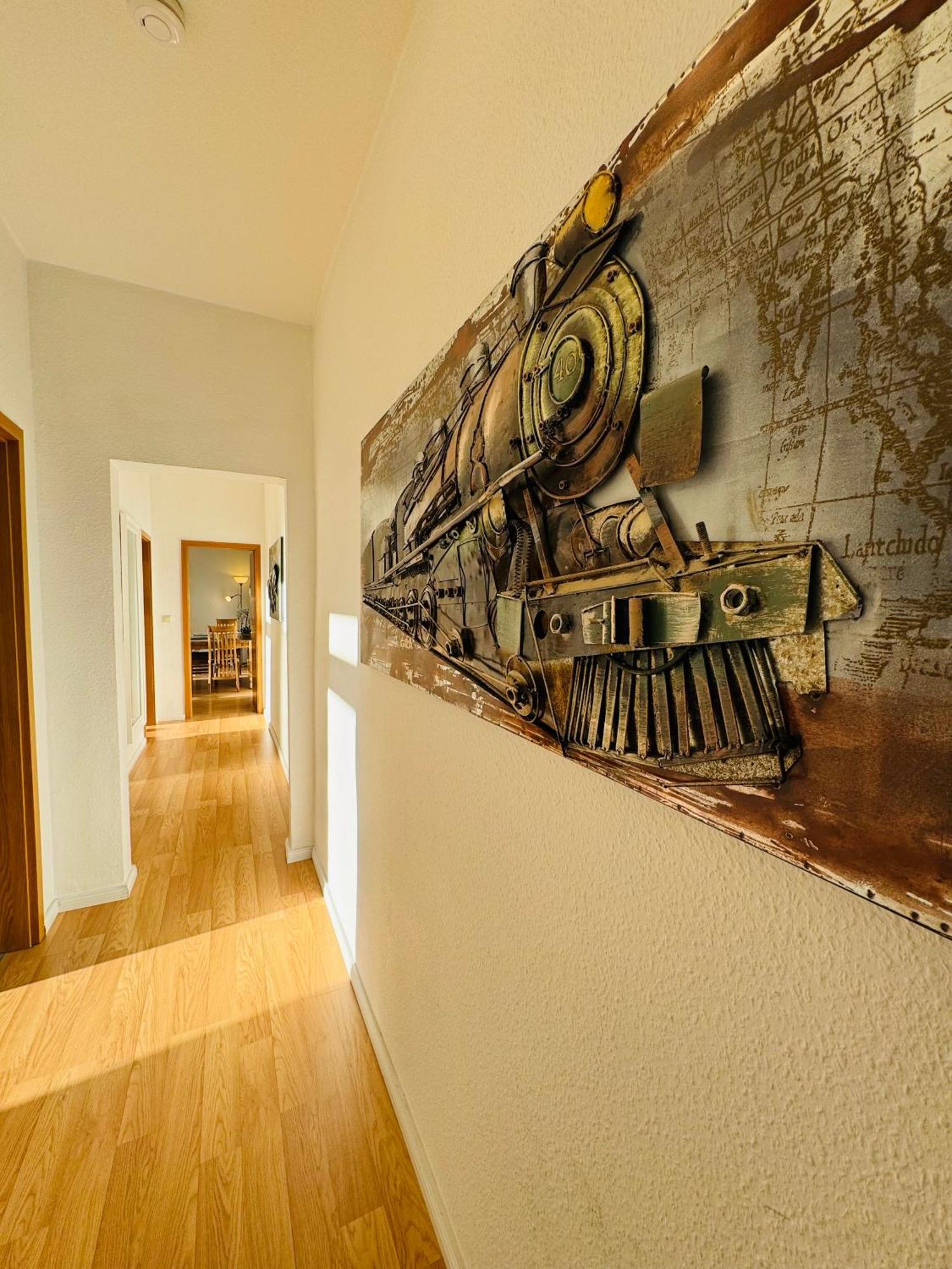 Attraktive Wohnung Im Gruenen Hinterhof Schwerin  Ngoại thất bức ảnh
